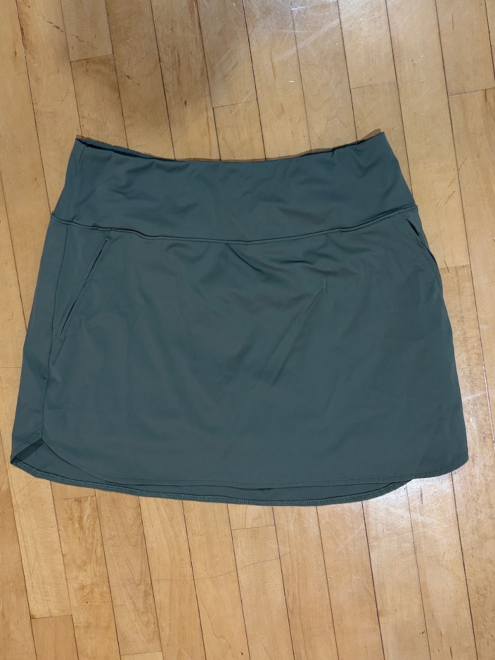 G Gradual Golf Skirt in Olive Green
